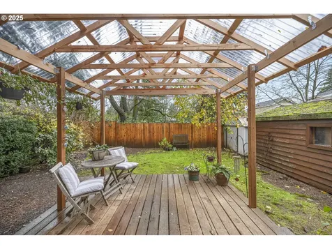 6125 SE 138th Place Portland OR 97236