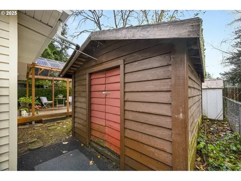 6125 SE 138th Place Portland OR 97236