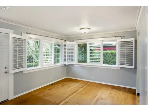 6125 SE 138th Place Portland OR 97236