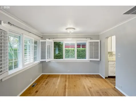 6125 SE 138th Place Portland OR 97236