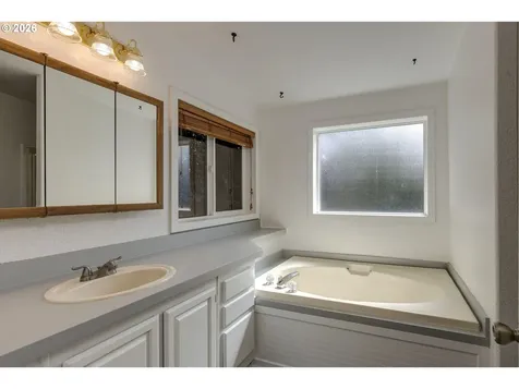 1145 SW Cypress Street Mcminnville OR 97128