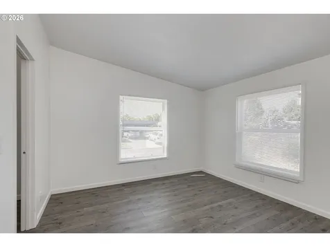 1145 SW Cypress Street Mcminnville OR 97128