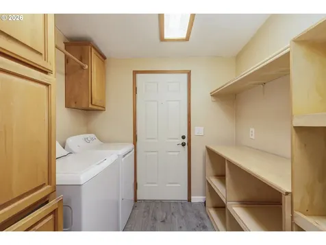 1145 SW Cypress Street Mcminnville OR 97128