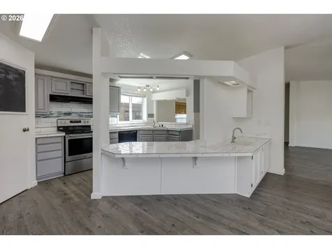 1145 SW Cypress Street Mcminnville OR 97128