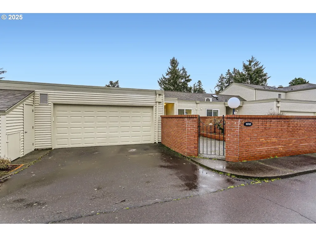 16740 SW Monaco Lane Portland OR 97224