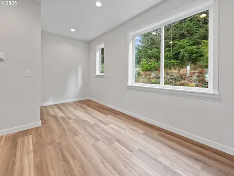1496 SE Marine Avenue Lincoln City OR 97367