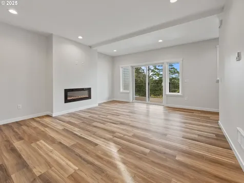 1496 SE Marine Avenue Lincoln City OR 97367
