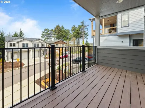 1496 SE Marine Avenue Lincoln City OR 97367