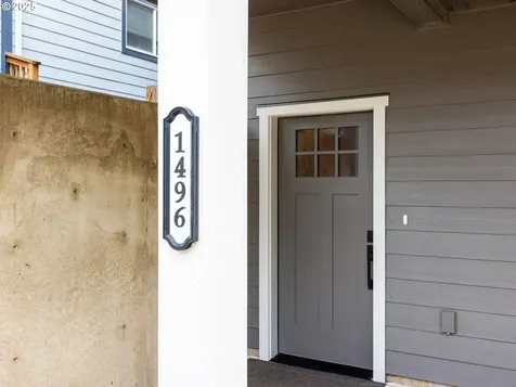 1496 SE Marine Avenue Lincoln City OR 97367
