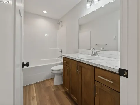 1496 SE Marine Avenue Lincoln City OR 97367