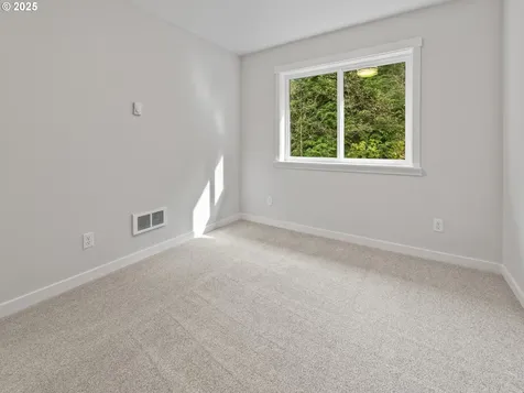 1496 SE Marine Avenue Lincoln City OR 97367