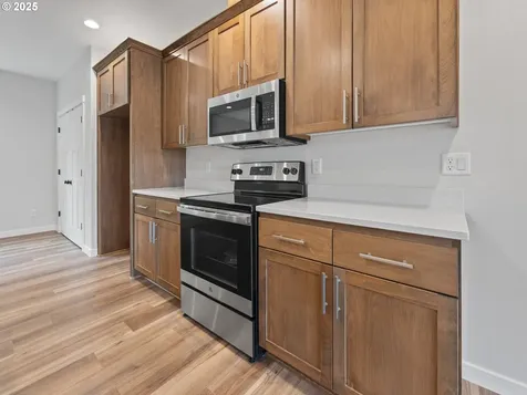 1496 SE Marine Avenue Lincoln City OR 97367