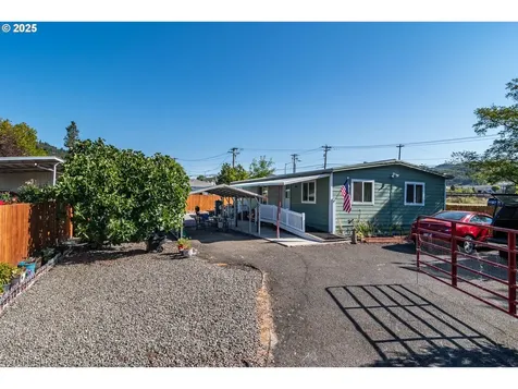 515 NW Plateau Drive Roseburg OR 97471