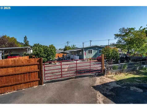 515 NW Plateau Drive Roseburg OR 97471