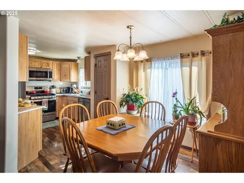515 NW Plateau Drive Roseburg OR 97471