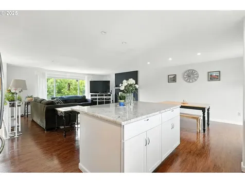 21132 SW Martinazzi Avenue Tualatin OR 97062