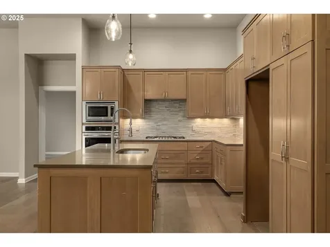 52364 SW Ashley Court Scappoose OR 97056