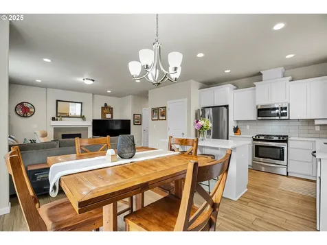 2796 SE Baker Avenue Gresham OR 97080