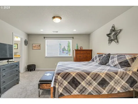2796 SE Baker Avenue Gresham OR 97080