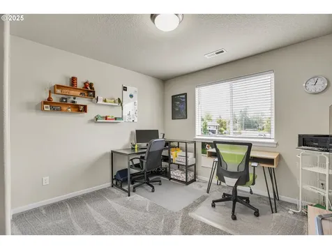 2796 SE Baker Avenue Gresham OR 97080