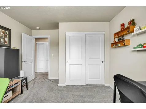 2796 SE Baker Avenue Gresham OR 97080
