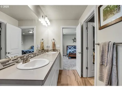 2796 SE Baker Avenue Gresham OR 97080