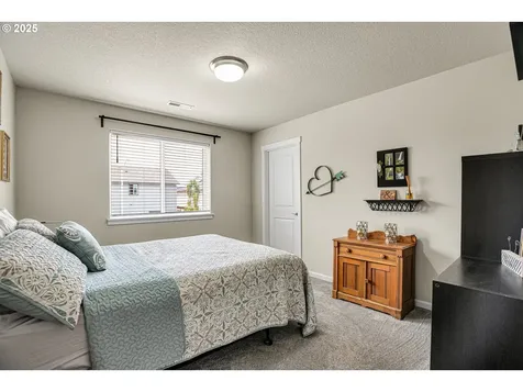 2796 SE Baker Avenue Gresham OR 97080