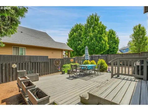 2796 SE Baker Avenue Gresham OR 97080