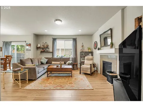 2796 SE Baker Avenue Gresham OR 97080