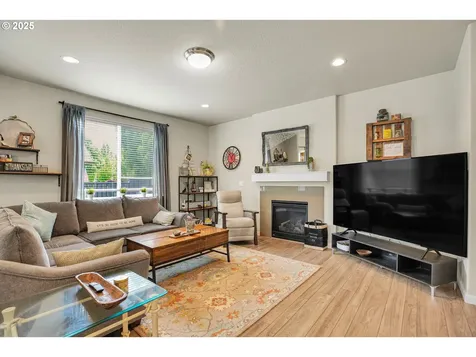 2796 SE Baker Avenue Gresham OR 97080