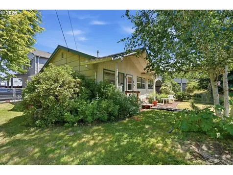 9421 SE Glenwood Street Portland OR 97266