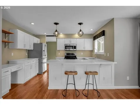 2356 NE Francis Place Gresham OR 97030