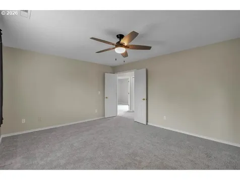 2356 NE Francis Place Gresham OR 97030