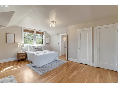 7623 SE 17th Avenue Portland OR 97202