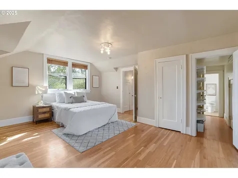 7623 SE 17th Avenue Portland OR 97202