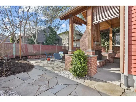 7623 SE 17th Avenue Portland OR 97202