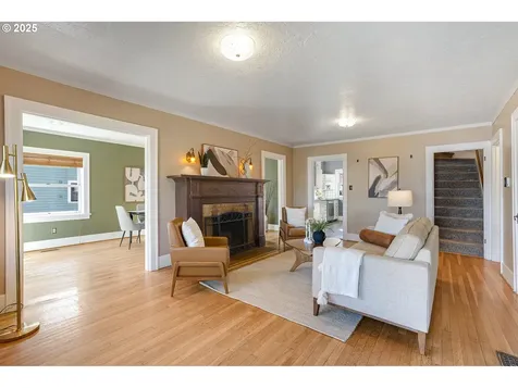 7623 SE 17th Avenue Portland OR 97202