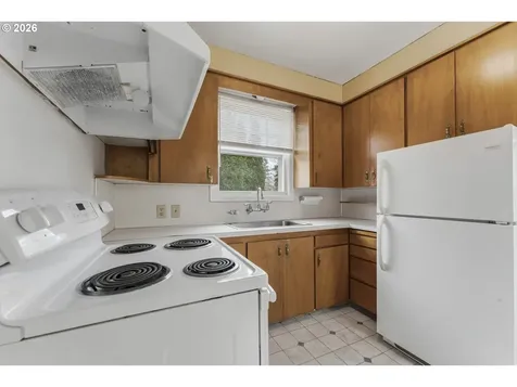 7836 N Chautauqua Boulevard Portland OR 97217