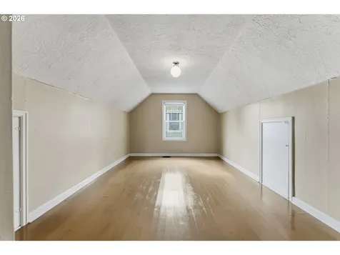 7836 N Chautauqua Boulevard Portland OR 97217