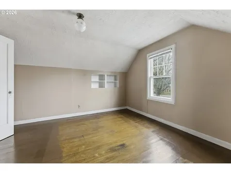 7836 N Chautauqua Boulevard Portland OR 97217