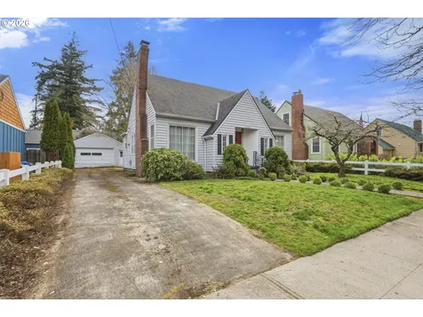 7836 N Chautauqua Boulevard Portland OR 97217