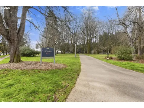 7836 N Chautauqua Boulevard Portland OR 97217