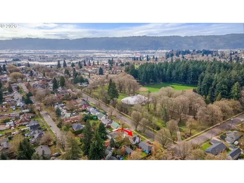 7836 N Chautauqua Boulevard Portland OR 97217