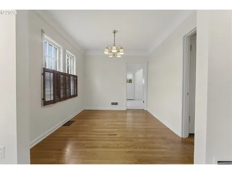 7836 N Chautauqua Boulevard Portland OR 97217