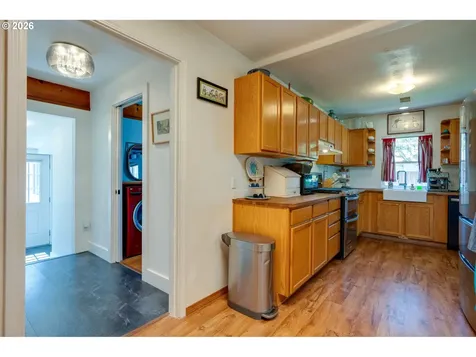 1550 NE 18th Street Mcminnville OR 97128