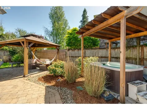 1550 NE 18th Street Mcminnville OR 97128