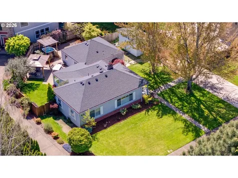 1550 NE 18th Street Mcminnville OR 97128