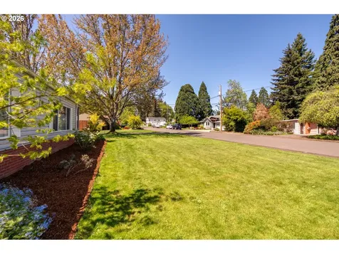 1550 NE 18th Street Mcminnville OR 97128