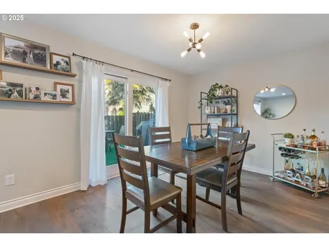 836 NW 1st Avenue Canby OR 97013