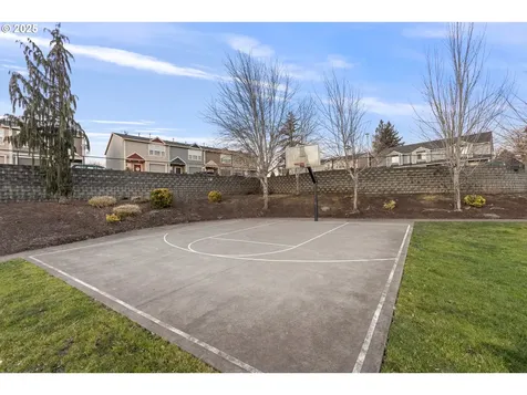 836 NW 1st Avenue Canby OR 97013